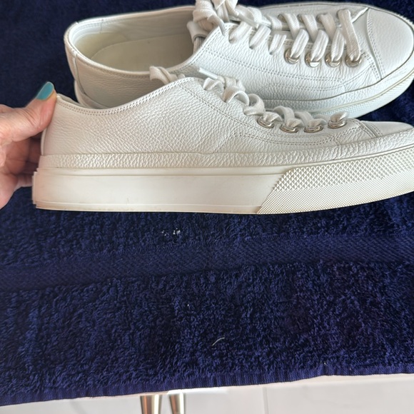Givenchy City Court White - Size 7.5